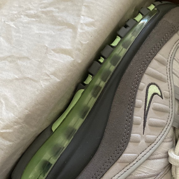Nike Air Max 98(GS) sneakers shoe size 6 Youth - Picture 11 of 15
